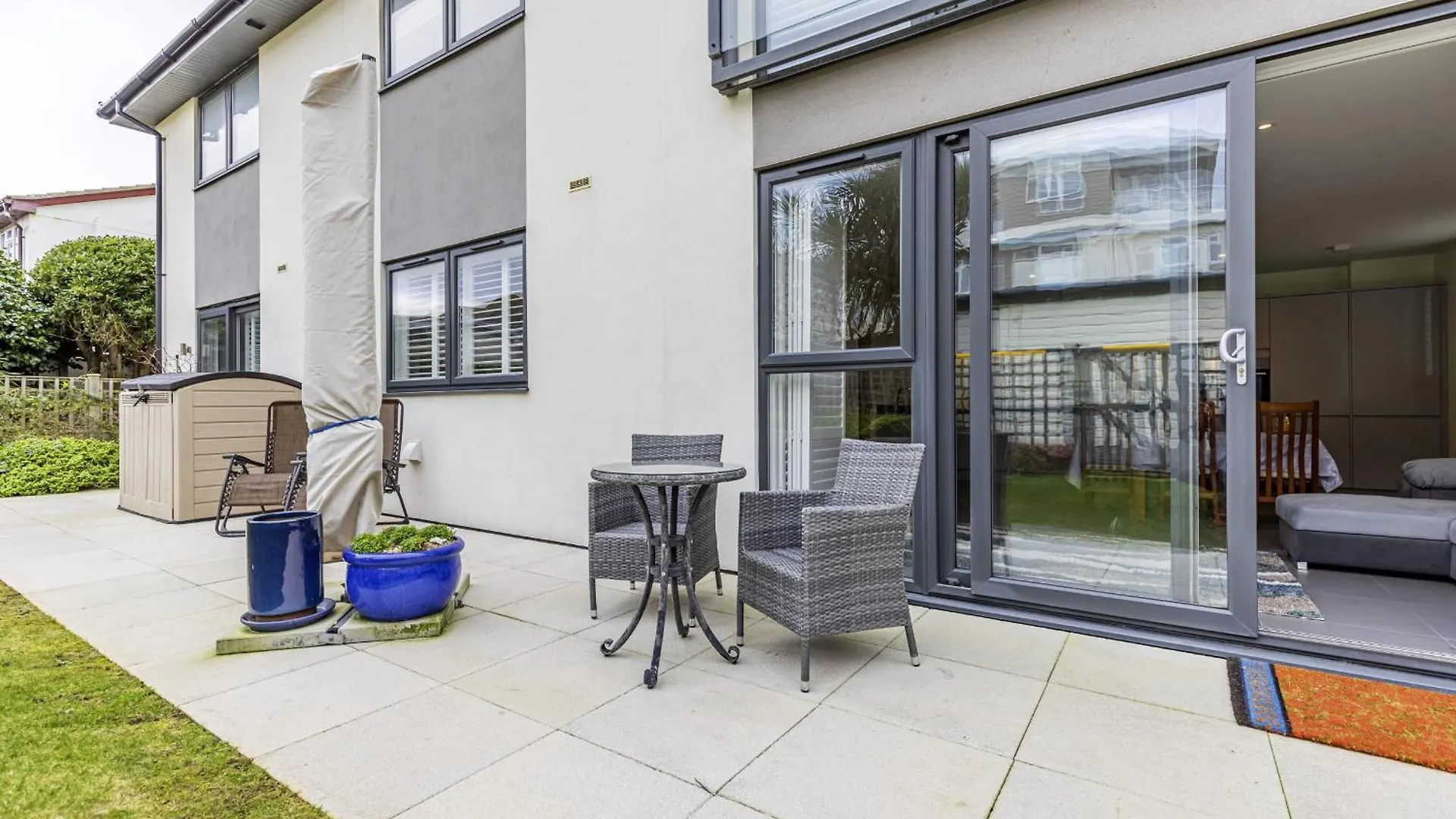 Holiday home Beach Front Getaway - Luxury Apt With Large Garden Bournemouth United Kingdom